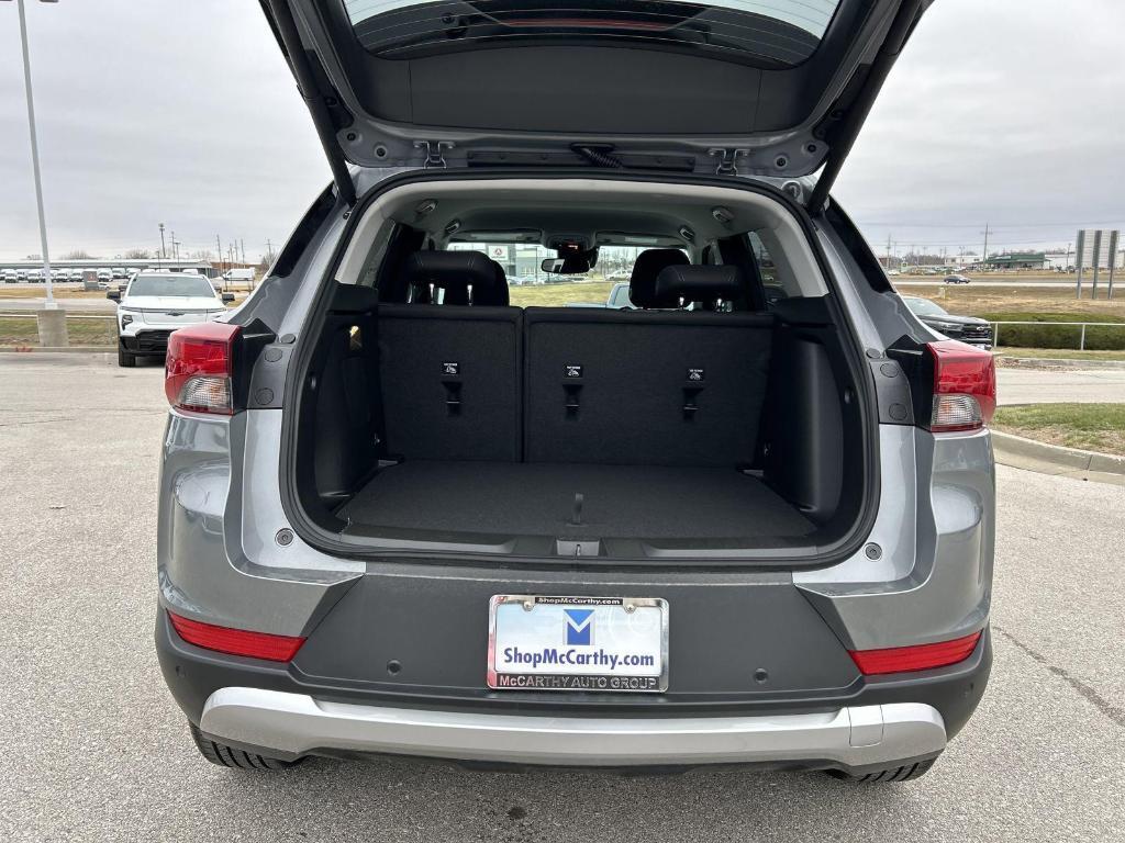 new 2025 Chevrolet TrailBlazer car, priced at $25,165