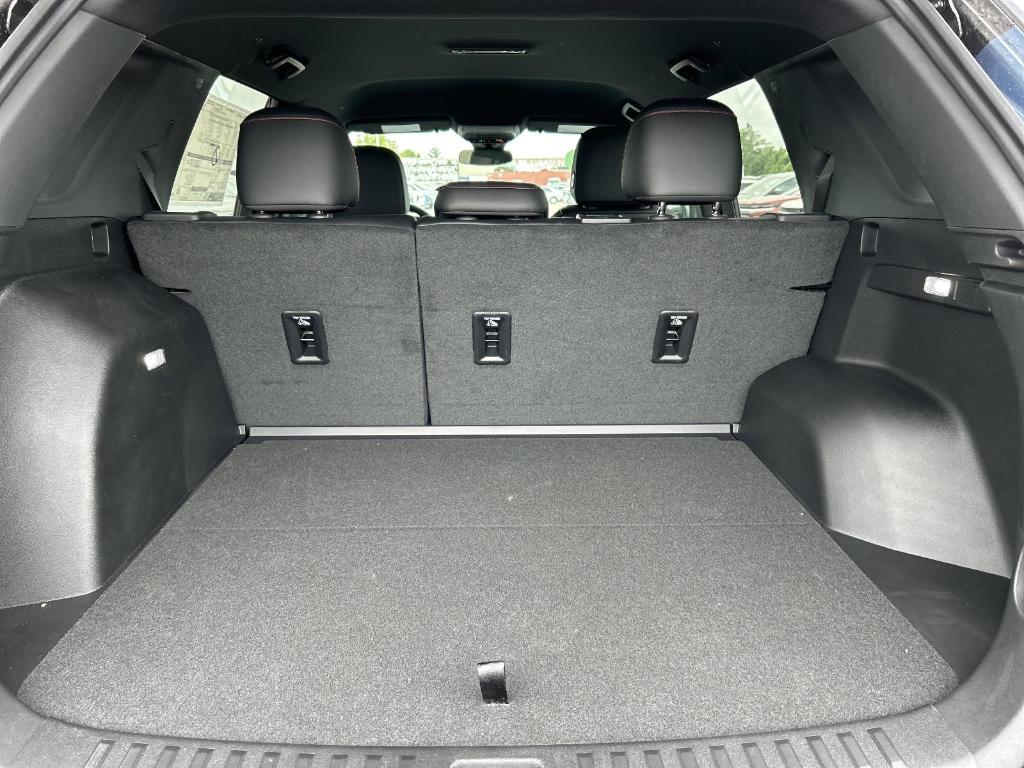 new 2025 Chevrolet Equinox car