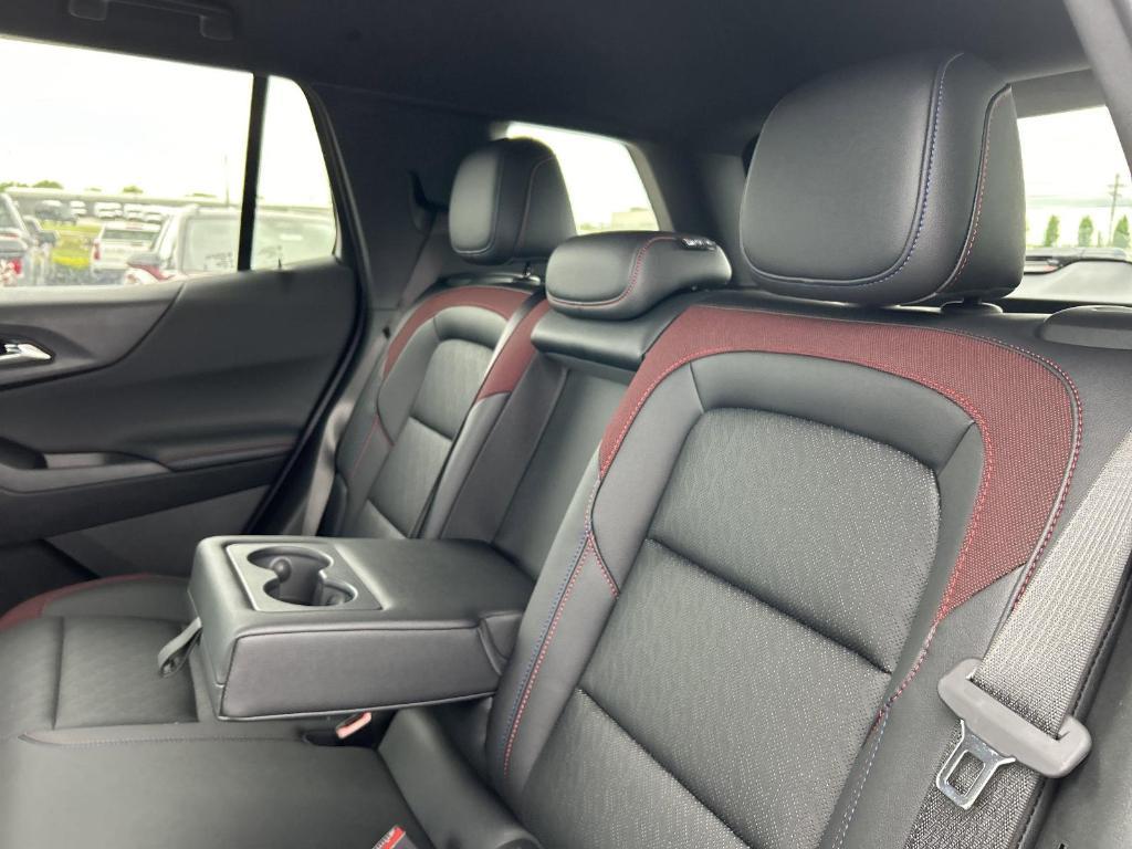 new 2025 Chevrolet Equinox car