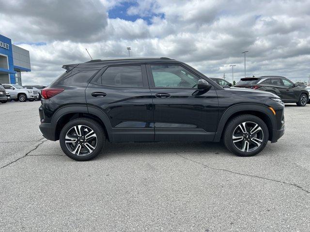 new 2025 Chevrolet TrailBlazer car, priced at $26,720
