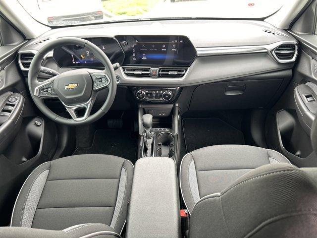 new 2025 Chevrolet TrailBlazer car, priced at $26,720