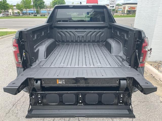 new 2025 Chevrolet Silverado EV car