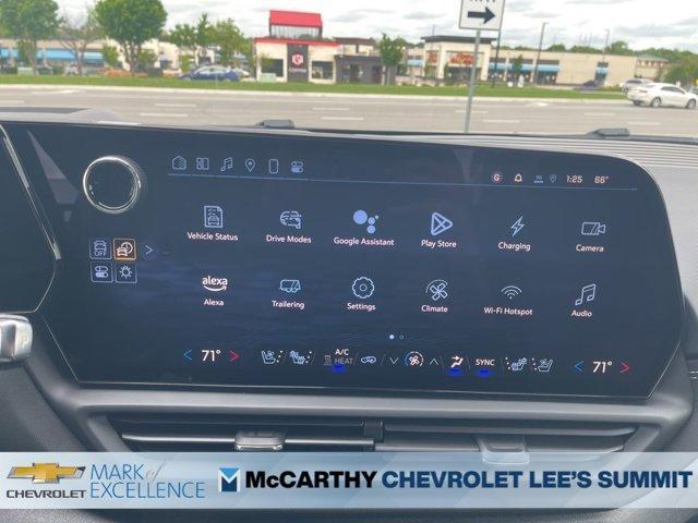 new 2025 Chevrolet Silverado EV car