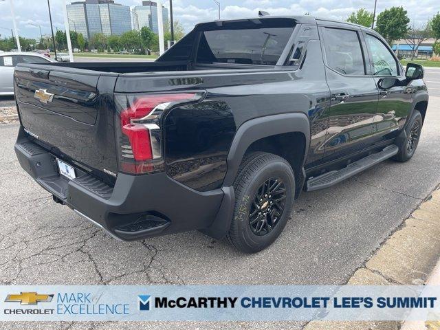new 2025 Chevrolet Silverado EV car