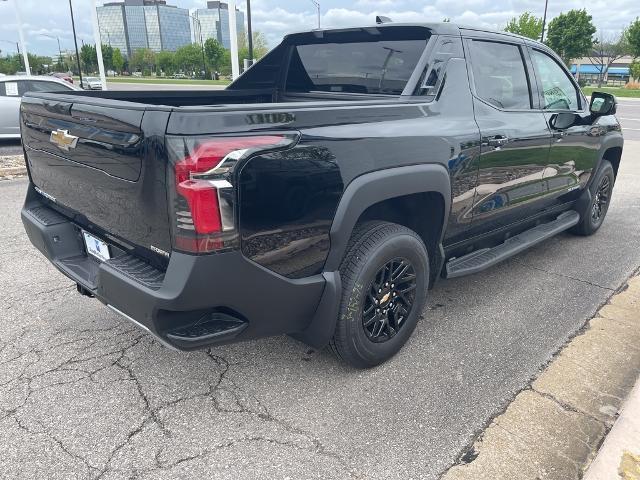new 2025 Chevrolet Silverado EV car