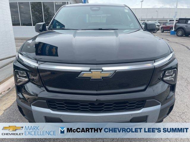 new 2025 Chevrolet Silverado EV car