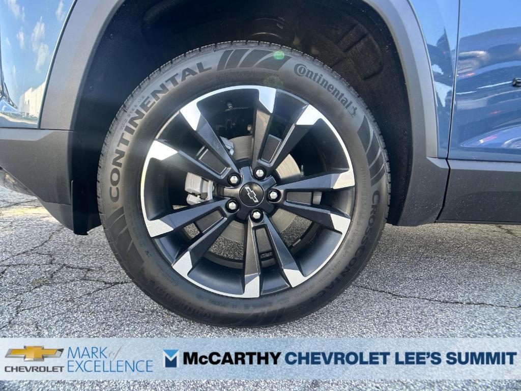 new 2026 Chevrolet Equinox car, priced at $34,660