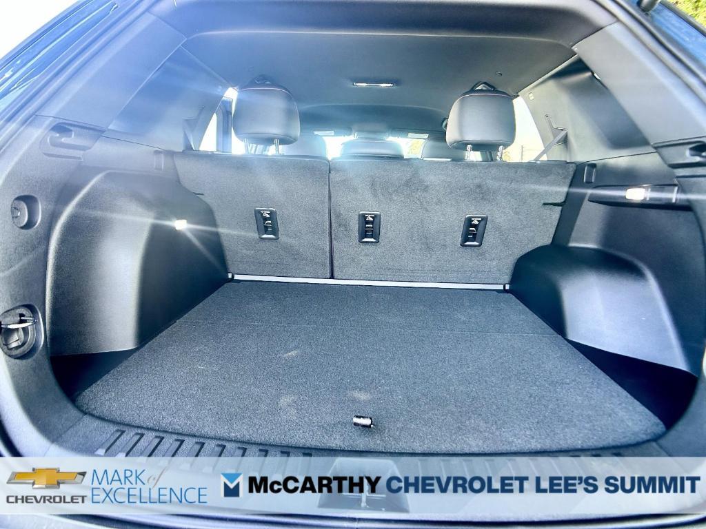 new 2026 Chevrolet Equinox car, priced at $34,660