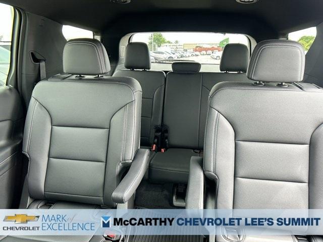 new 2025 Chevrolet Traverse car, priced at $39,560
