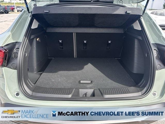 new 2025 Chevrolet Trax car, priced at $25,705