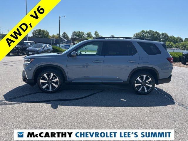 used 2023 Honda Pilot car, priced at $42,000
