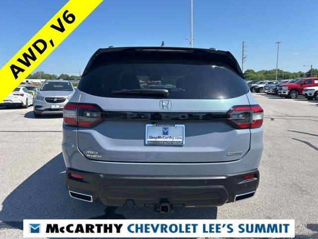 used 2023 Honda Pilot car, priced at $42,000