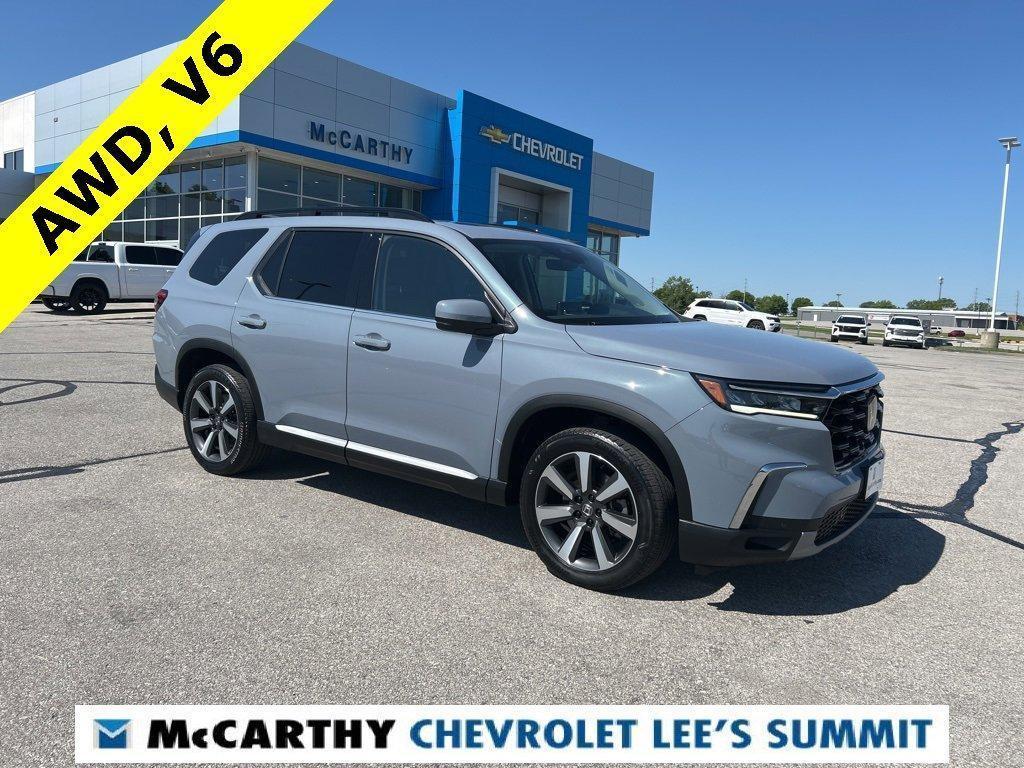 used 2023 Honda Pilot car, priced at $42,000
