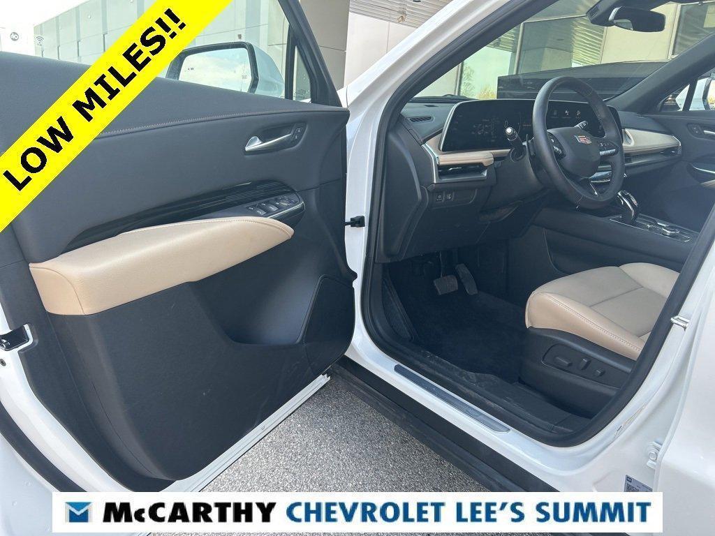 used 2024 Cadillac XT4 car, priced at $42,100