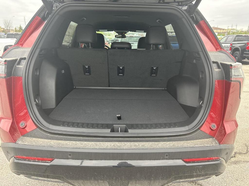 new 2025 Chevrolet Equinox car