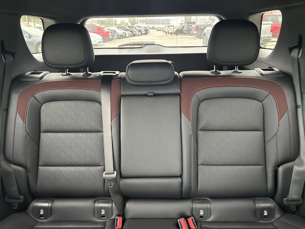 new 2025 Chevrolet Equinox car
