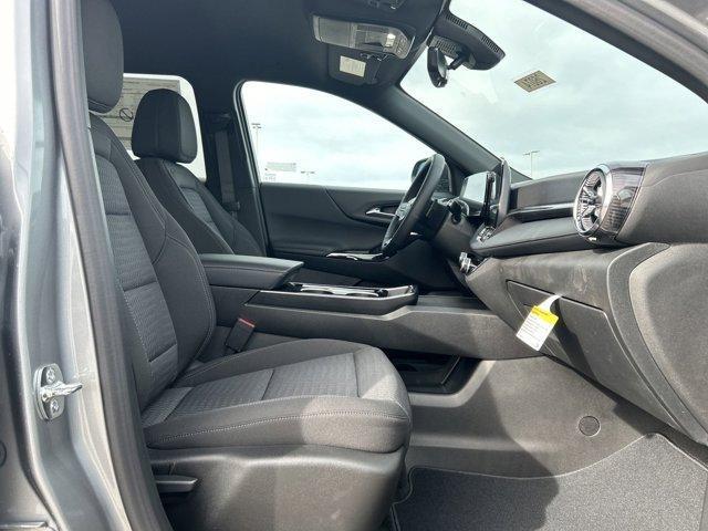 new 2025 Chevrolet Equinox car, priced at $30,080