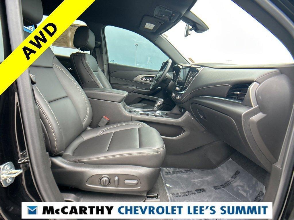 used 2023 Chevrolet Traverse car, priced at $30,000
