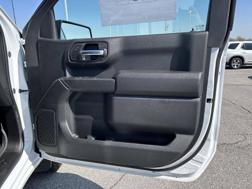 new 2025 Chevrolet Silverado 1500 car, priced at $38,700