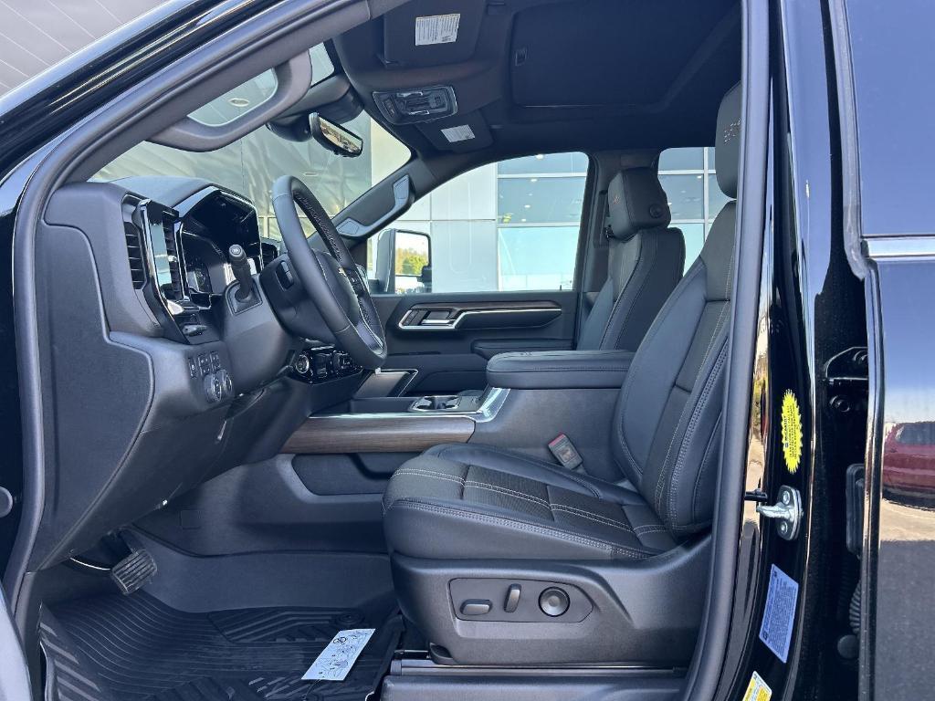 new 2025 Chevrolet Silverado 2500 car, priced at $89,720