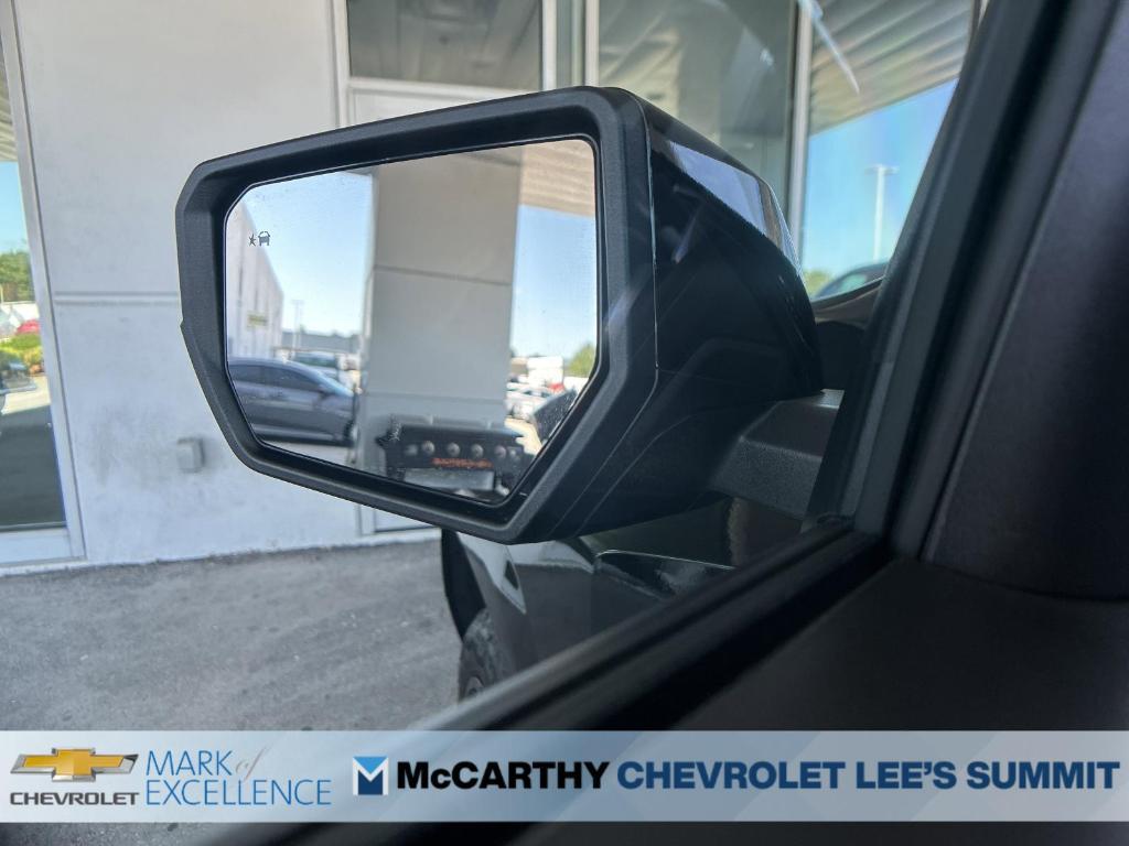 new 2025 Chevrolet Colorado car, priced at $48,035