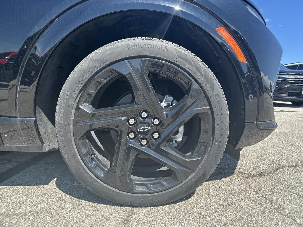 new 2024 Chevrolet Equinox EV car, priced at $33,995