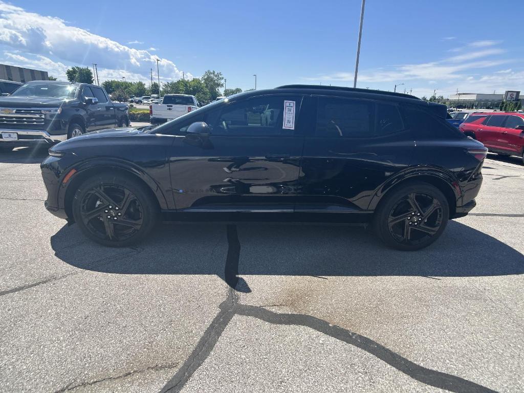 new 2024 Chevrolet Equinox EV car, priced at $33,995