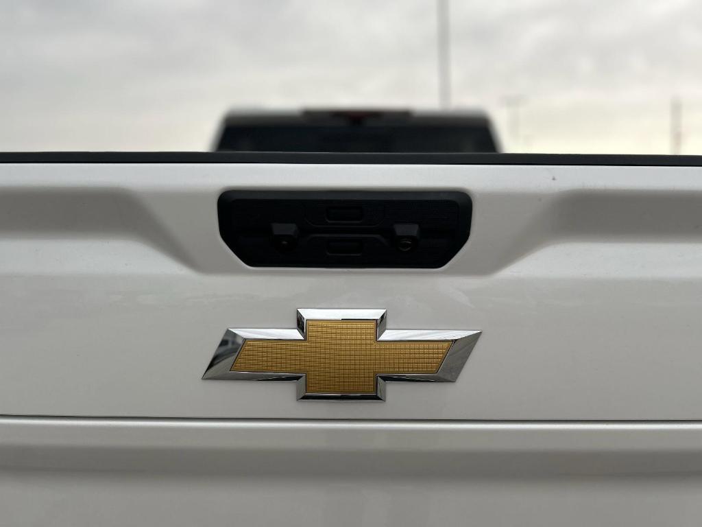 new 2025 Chevrolet Silverado 3500 car, priced at $87,495