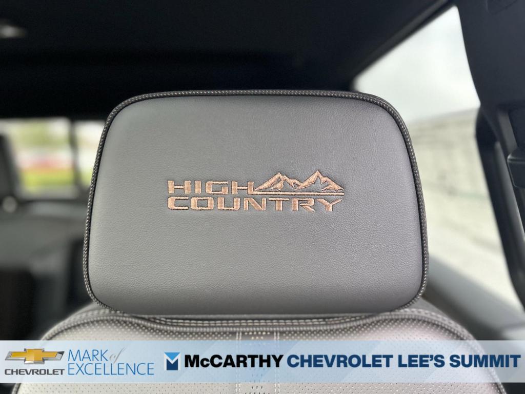 new 2025 Chevrolet Silverado 3500 car, priced at $85,995
