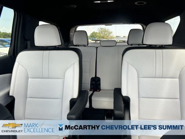 new 2025 Chevrolet Traverse car, priced at $55,695