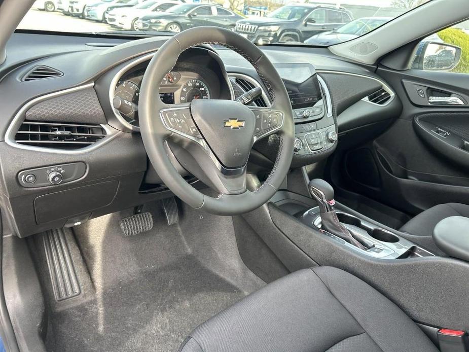 new 2025 Chevrolet Malibu car, priced at $26,070