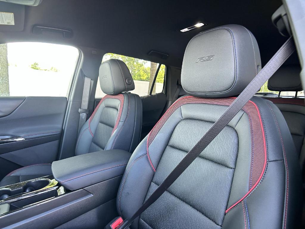 new 2026 Chevrolet Equinox car, priced at $35,110