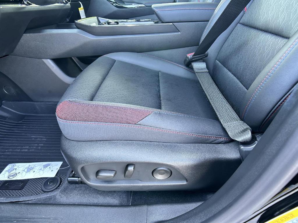 new 2026 Chevrolet Equinox car, priced at $35,110