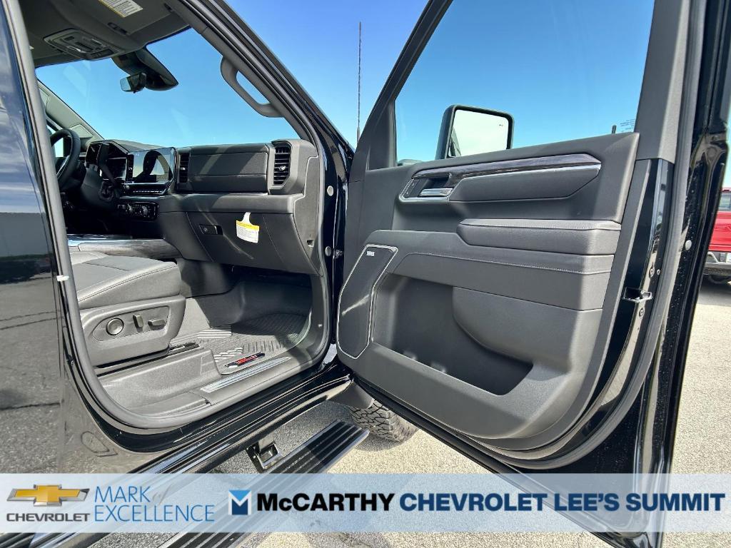 new 2025 Chevrolet Silverado 2500 car, priced at $74,030