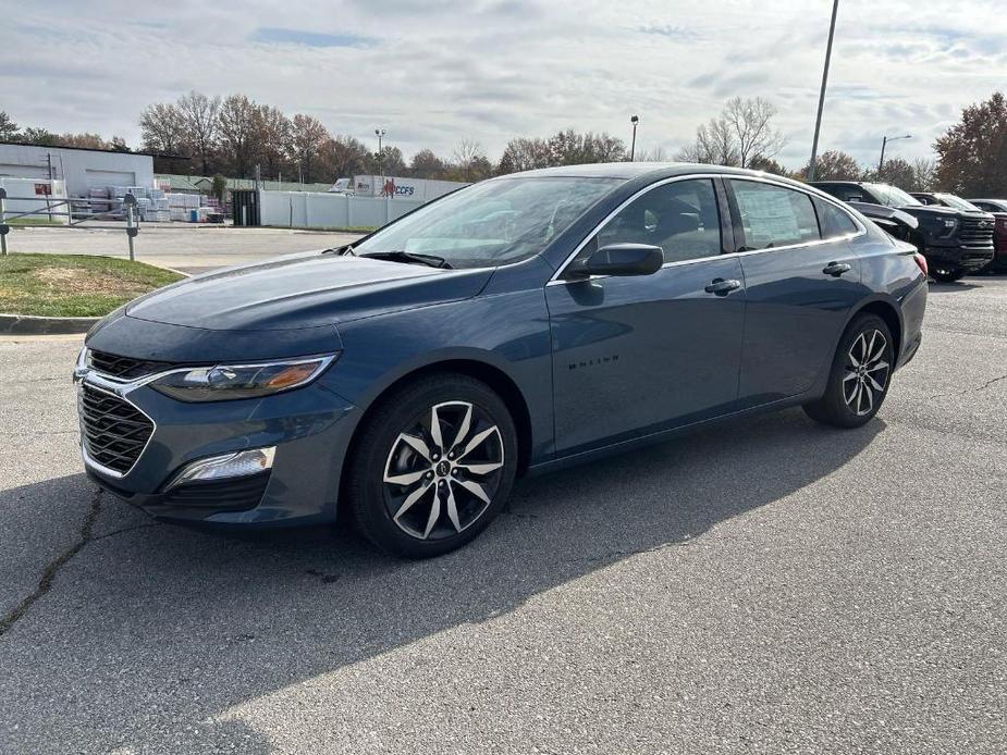 new 2025 Chevrolet Malibu car, priced at $27,260