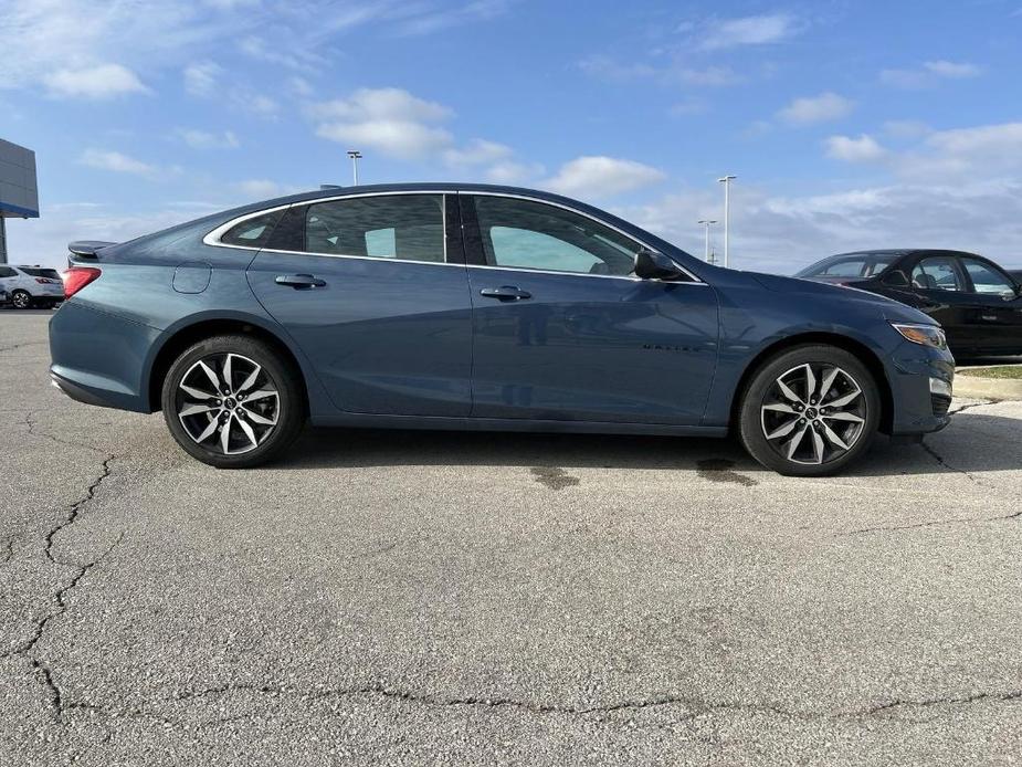 new 2025 Chevrolet Malibu car, priced at $27,260