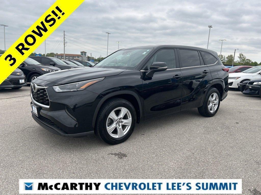 used 2023 Toyota Highlander car, priced at $31,500