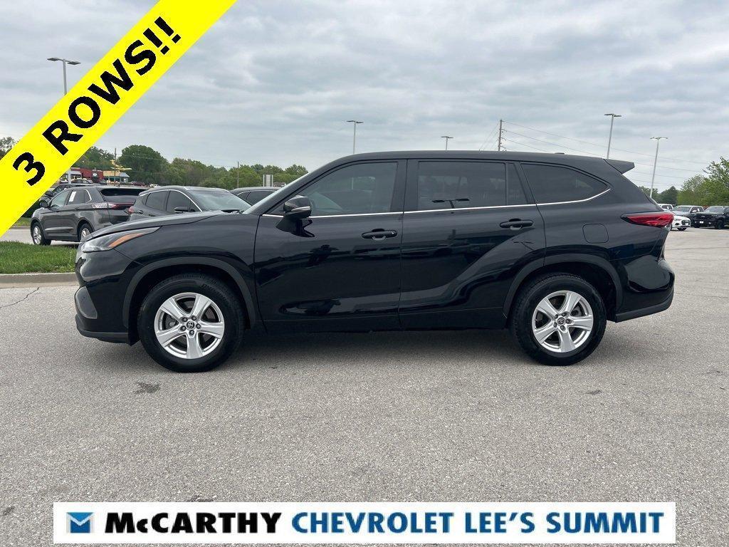 used 2023 Toyota Highlander car, priced at $31,500