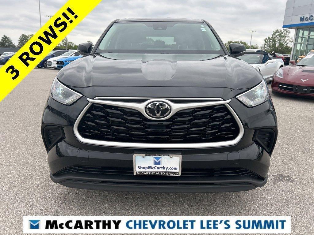 used 2023 Toyota Highlander car, priced at $31,500