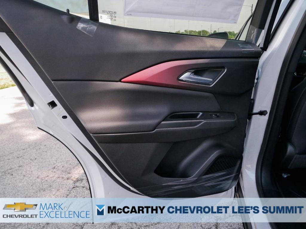 new 2025 Chevrolet Equinox EV car, priced at $33,760