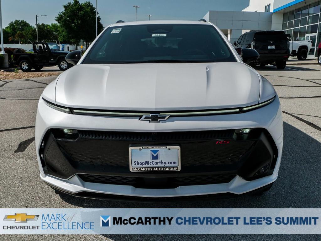 new 2025 Chevrolet Equinox EV car, priced at $33,760