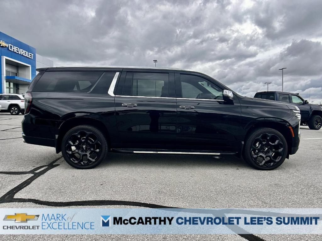 new 2025 Chevrolet Suburban car, priced at $82,340
