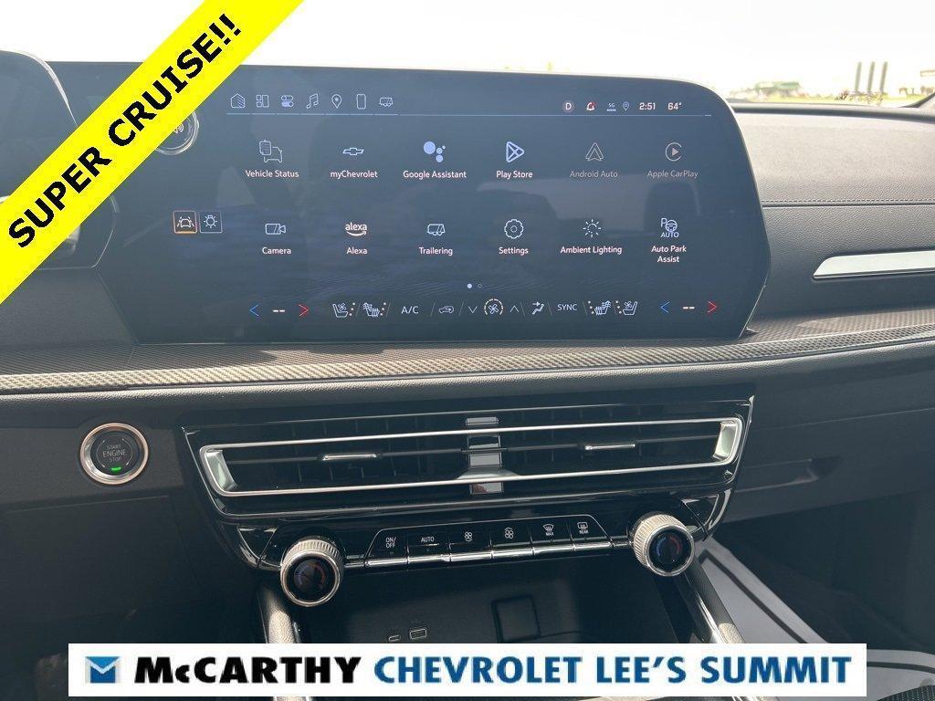 used 2025 Chevrolet Traverse car, priced at $57,100
