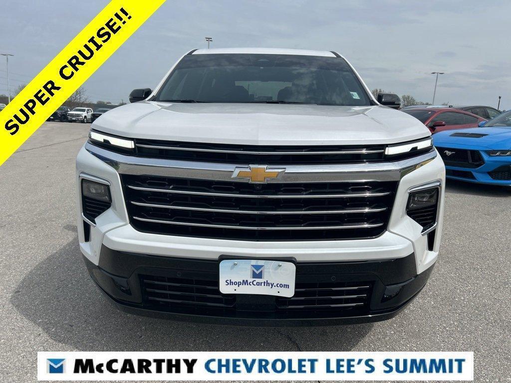 used 2025 Chevrolet Traverse car, priced at $57,100