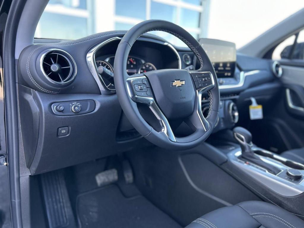 new 2025 Chevrolet Blazer car, priced at $46,320