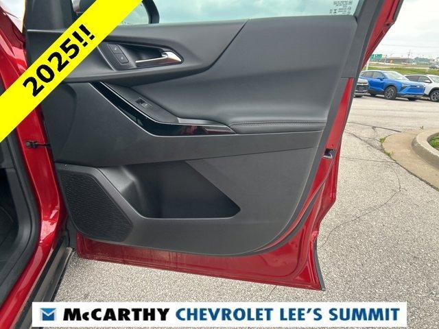used 2025 Chevrolet Equinox car, priced at $31,900