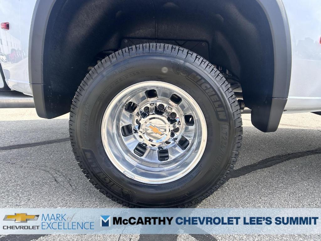 new 2026 Chevrolet Silverado 3500 car, priced at $90,074