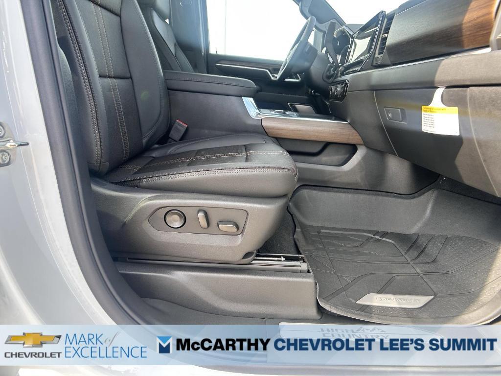 new 2026 Chevrolet Silverado 3500 car, priced at $90,074