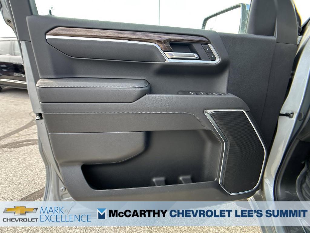 new 2025 Chevrolet Silverado 1500 car, priced at $49,620