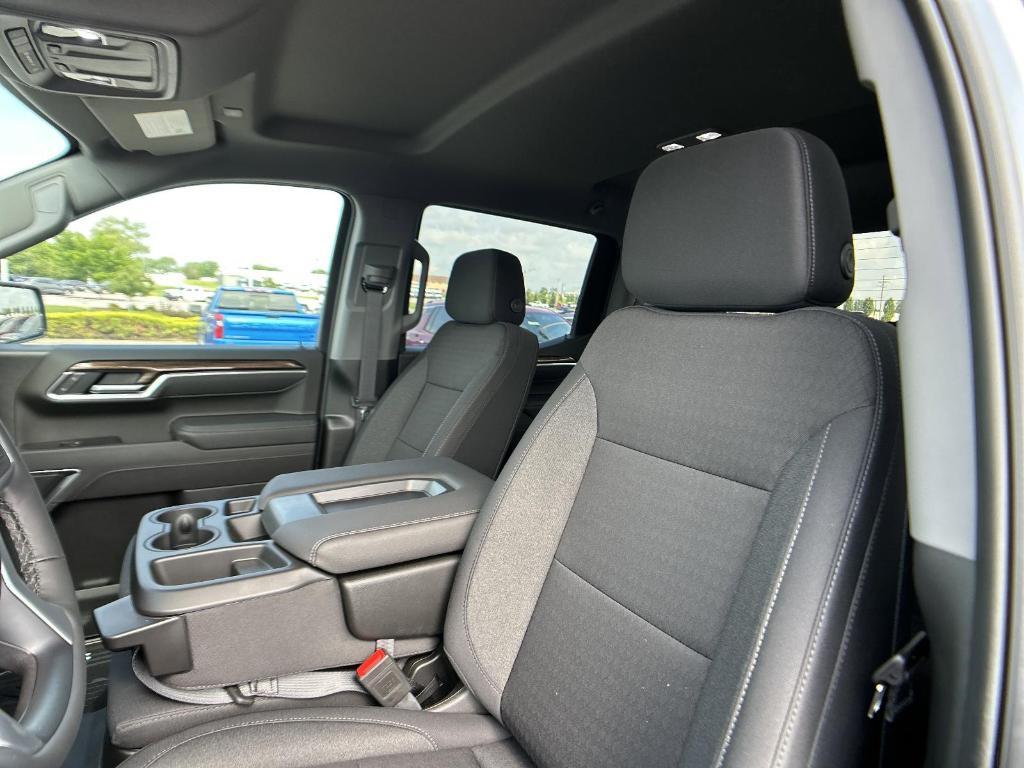 new 2025 Chevrolet Silverado 1500 car, priced at $49,120